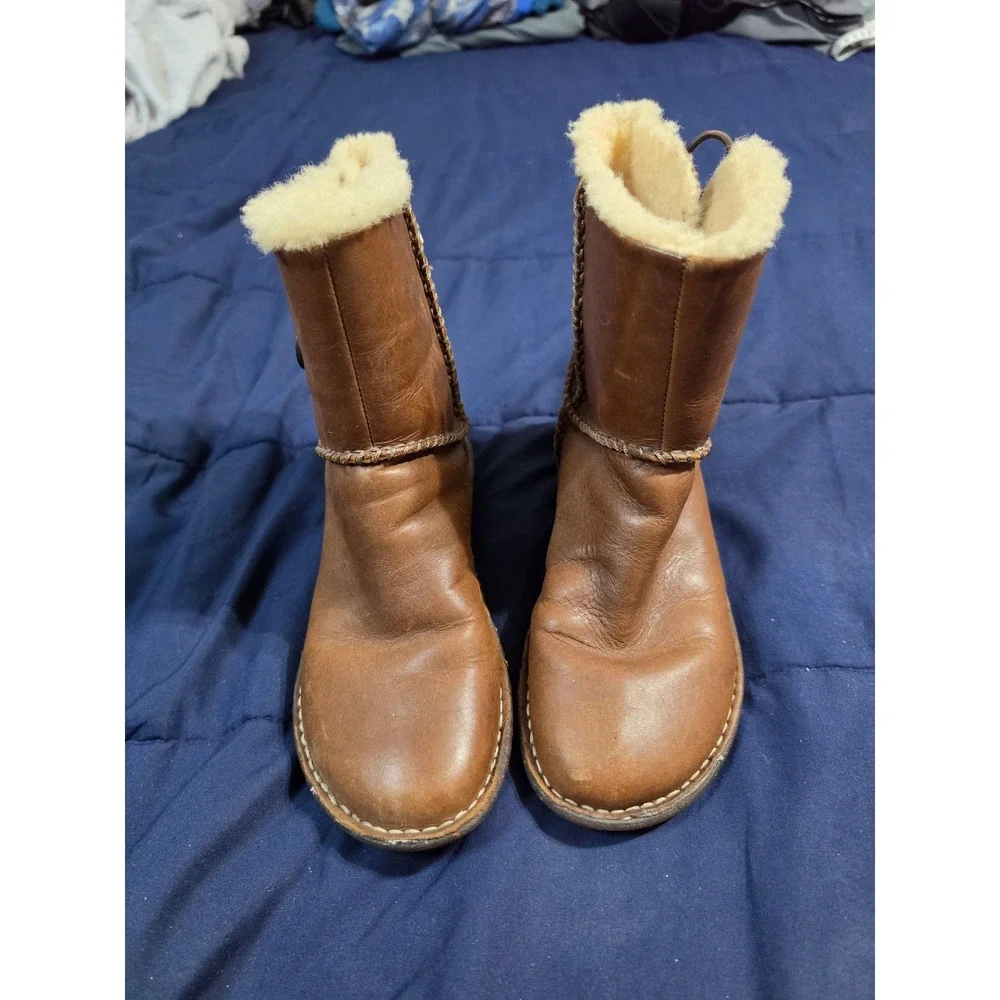 UGG Australia Lattice Cardy Leather Shearling Boots Brown 3336 Womens 6